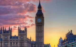 足协杯裁判这次真不好解释：云体育入口评论区里湖人吃了张牌？